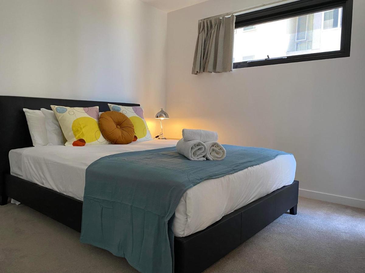 2 Bed 2 Bath Luxury Apartment In Braddon Canberra - Free Heated Pool, Gym, Parking Esterno foto