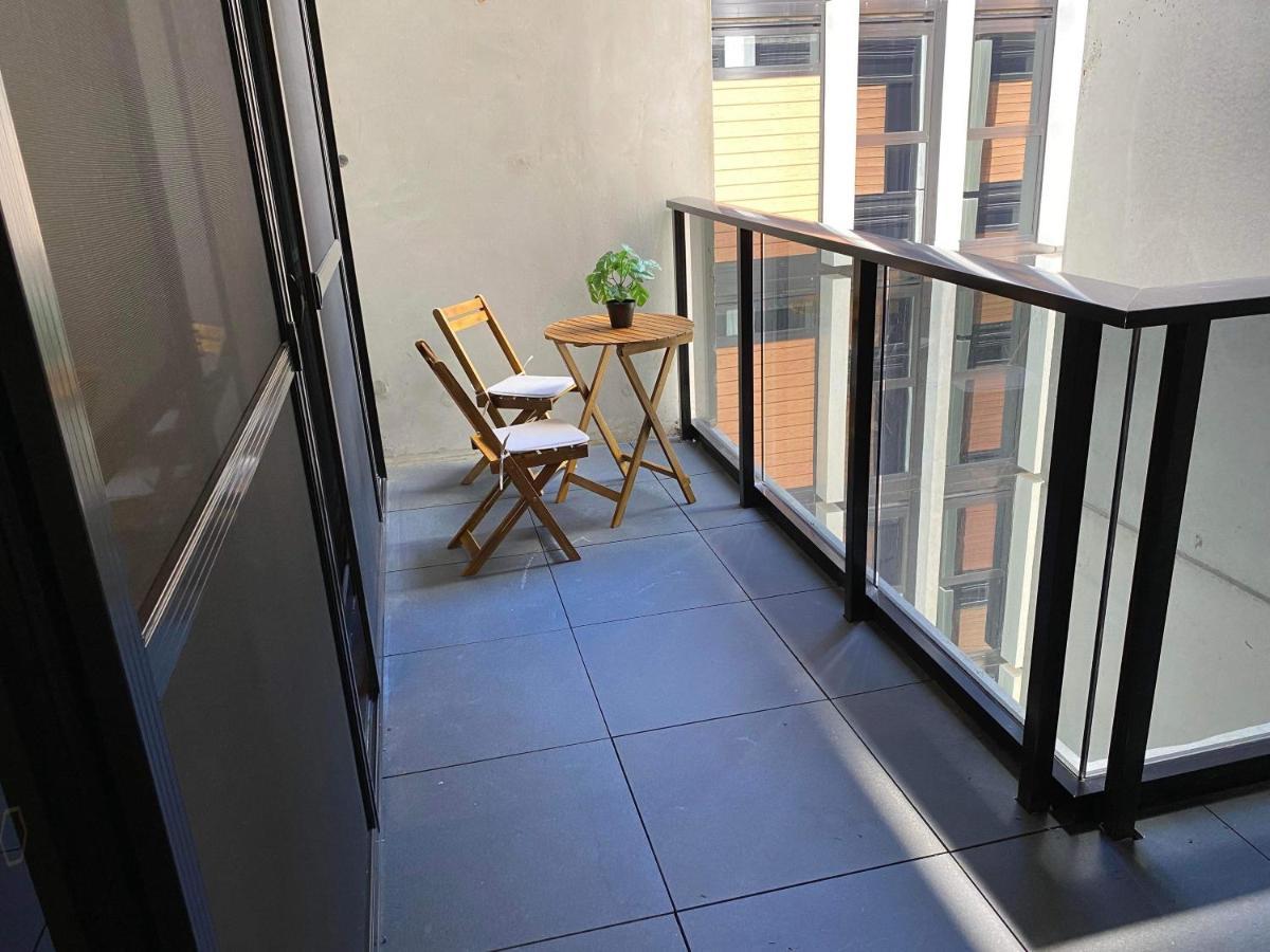 2 Bed 2 Bath Luxury Apartment In Braddon Canberra - Free Heated Pool, Gym, Parking Esterno foto